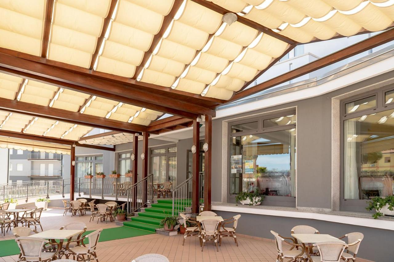 Hotel Milan Rosolina Mare Luaran gambar