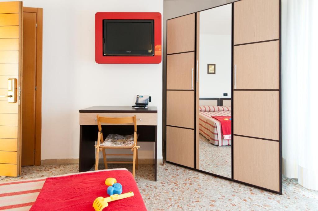 Hotel Milan Rosolina Mare Bilik gambar